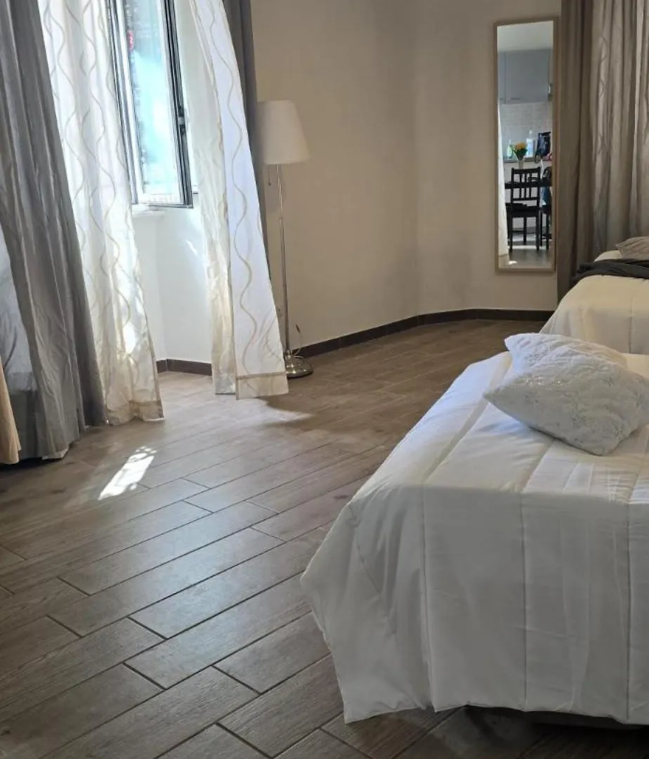 Apartment Re Di Roma Home Stay