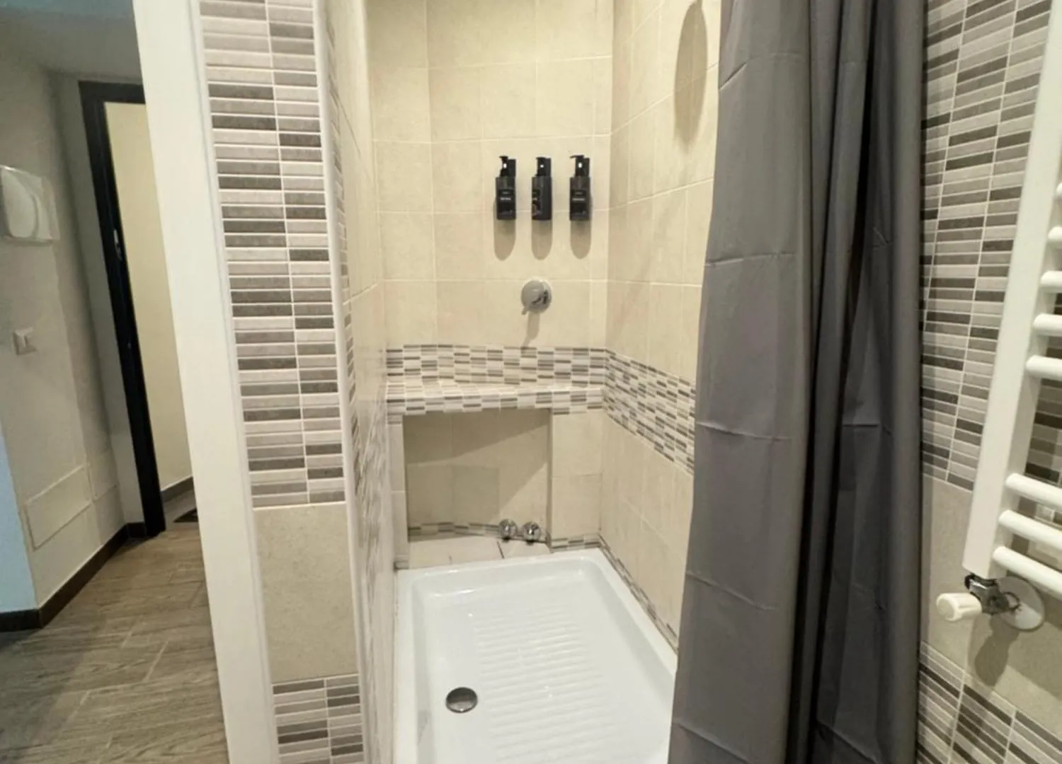 Apartment Re Di Roma Home Stay